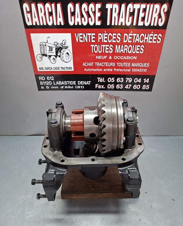 NEZ DE PONT AVANT MASSEY FERGUSON 6270 OCCASION – Image 3