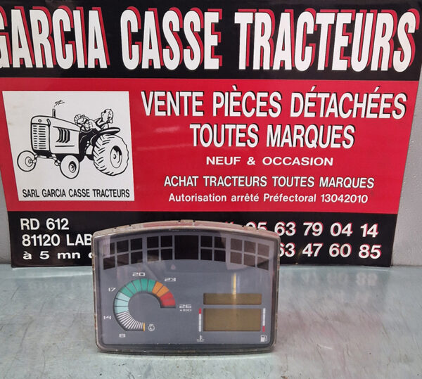 COMPTEUR D'HEURE RENAULT ARES 656 RZ