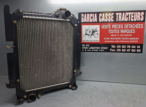 RADIATEUR REFROIDISSEMENT MOTEUR CASE CX 105 OCCASION 4RM