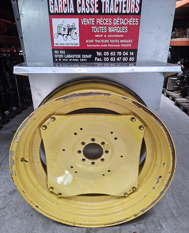 JANTE ARRIERE JOHN DEERE SERIE 6000