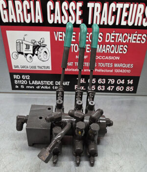 DISTRIBUTEUR RENAULT DIONIS 130