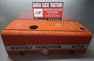 CAPOT MOTEUR MASSEY FERGUSON 675 LATERAUX DROIT ET GAUCHE ET SUPERIEUR OCCASION